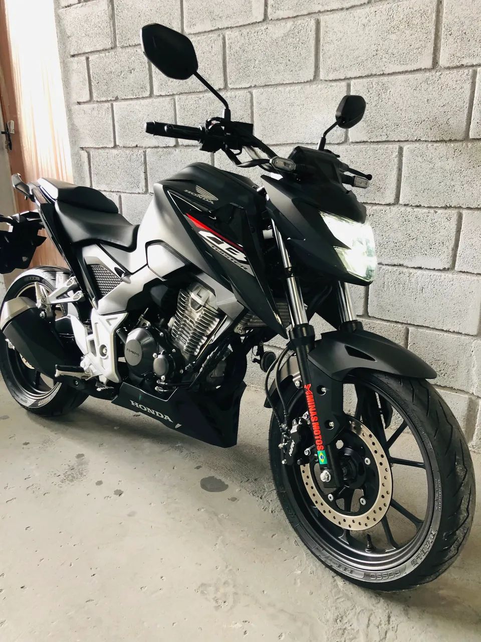 ? CB Twister 300 F - Foto 2