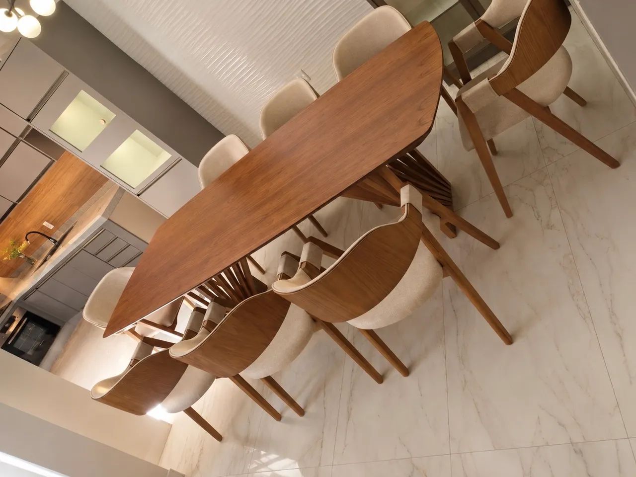 Mesa de Jantar 2.50x1.10 com 8 Cadeiras Poltrona