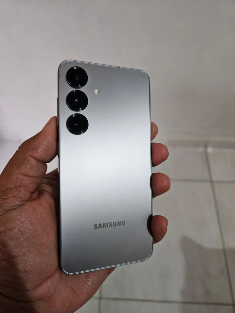 Samsung Galaxy S25  - Foto 2