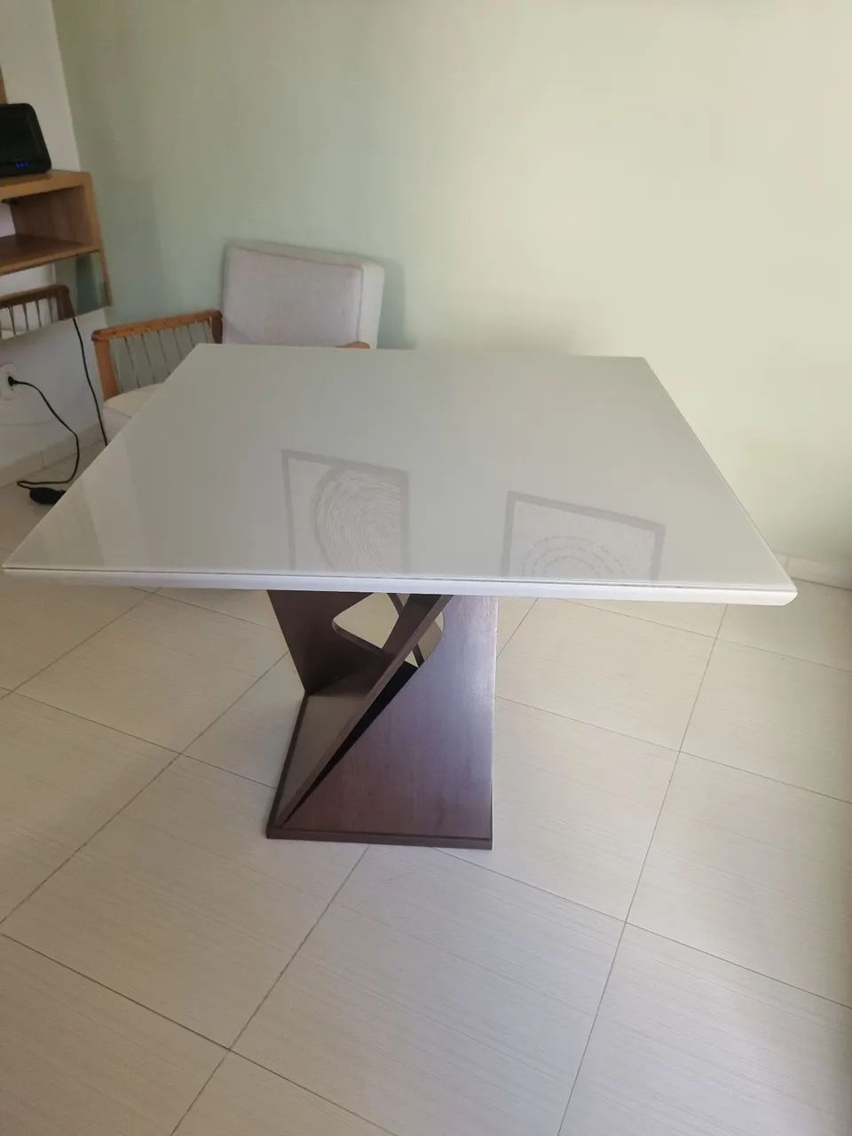Mesa com tampo de vidro - Foto 3