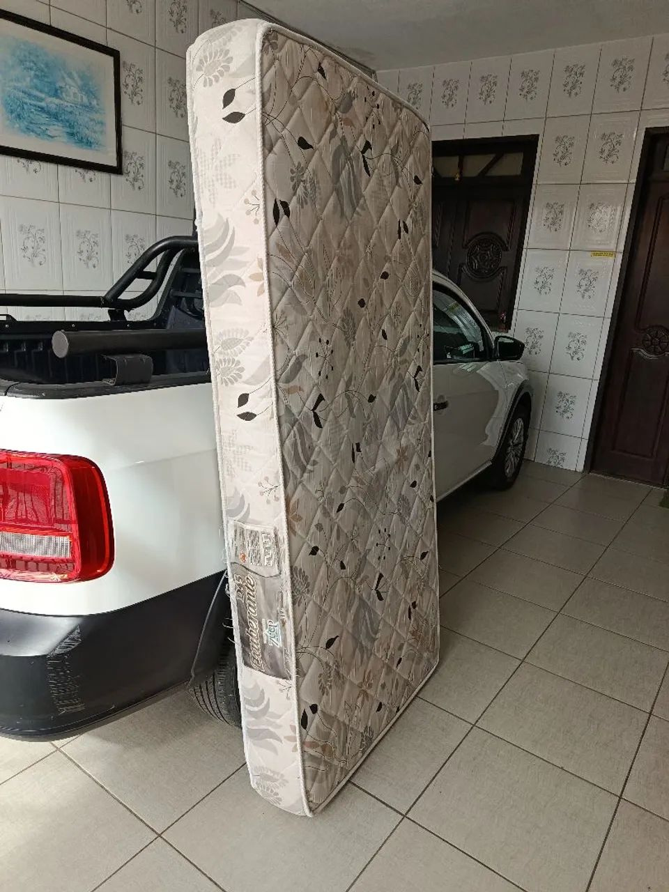 Vende-se um colchão de solteiro de marca Exuberante Zeep D45A - Foto 2