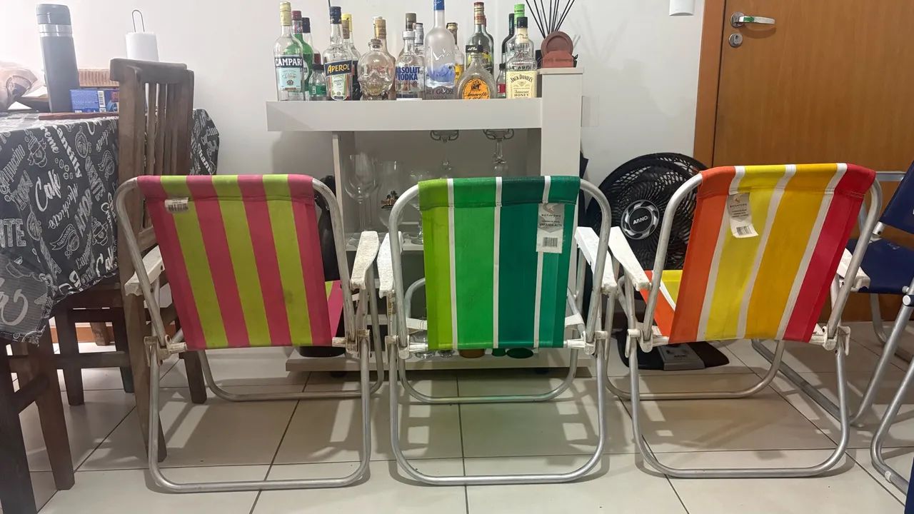 Kit de cadeiras de praia com carrinho - Foto 2