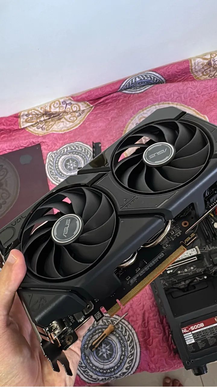 ASUS DUAL RX 7600 8GB  - Foto 2