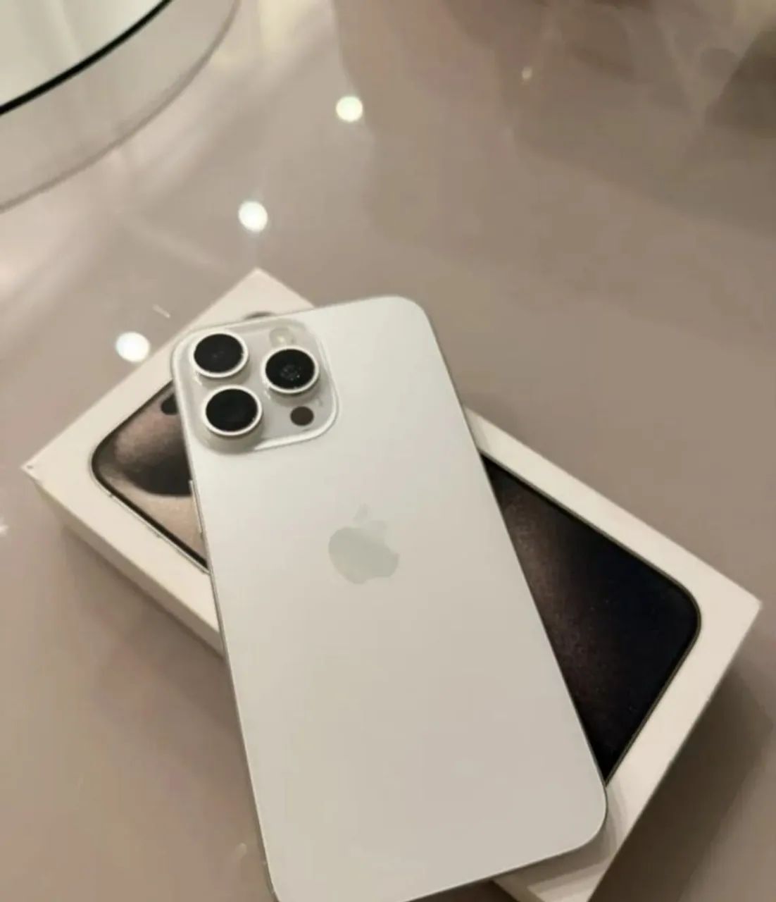 IPHONE 15 PRO MAX CINZA TITÂNIO IMPECÁVEL 
