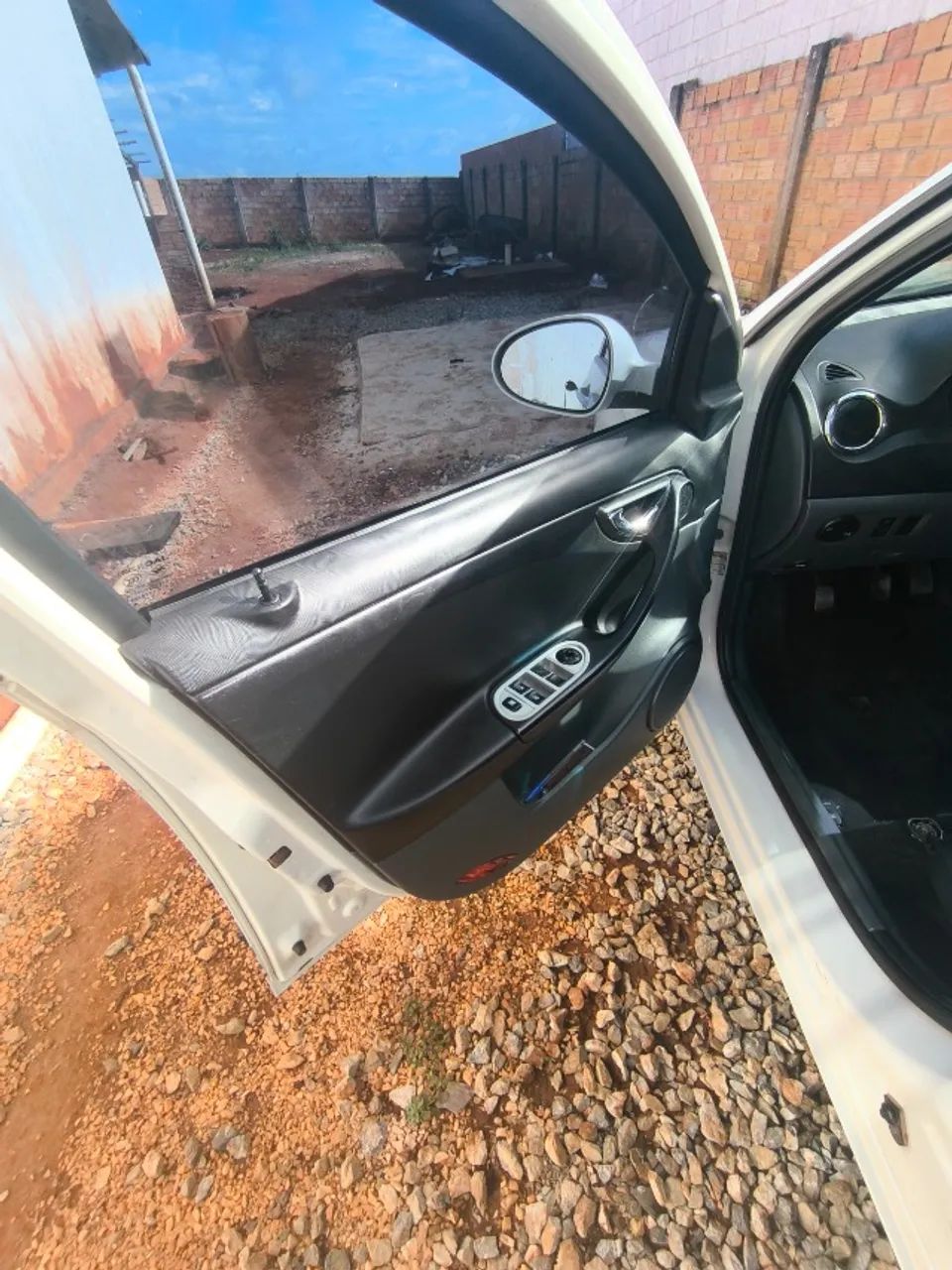 JAC J3 1.4 16V 5P Mec. 2011 - Foto 4