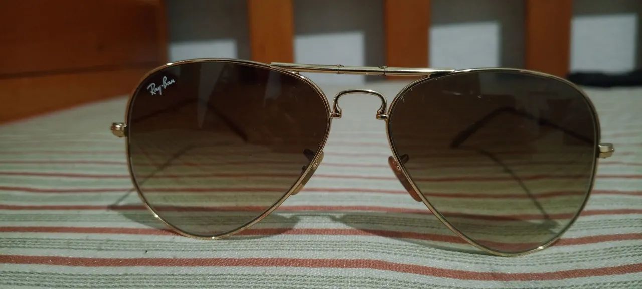 Óculos Rayban dobrável... belíssimo  - Foto 4