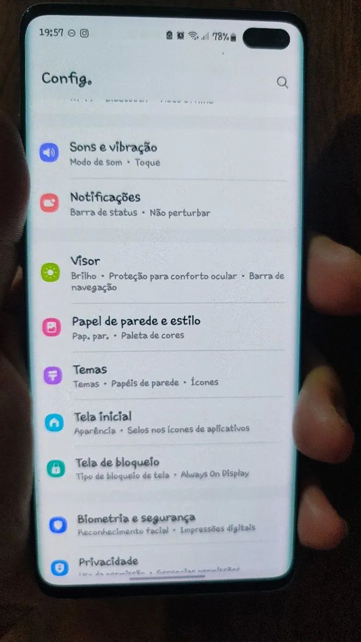 Vendo Galaxy s10 plus com caixa . - Foto 3