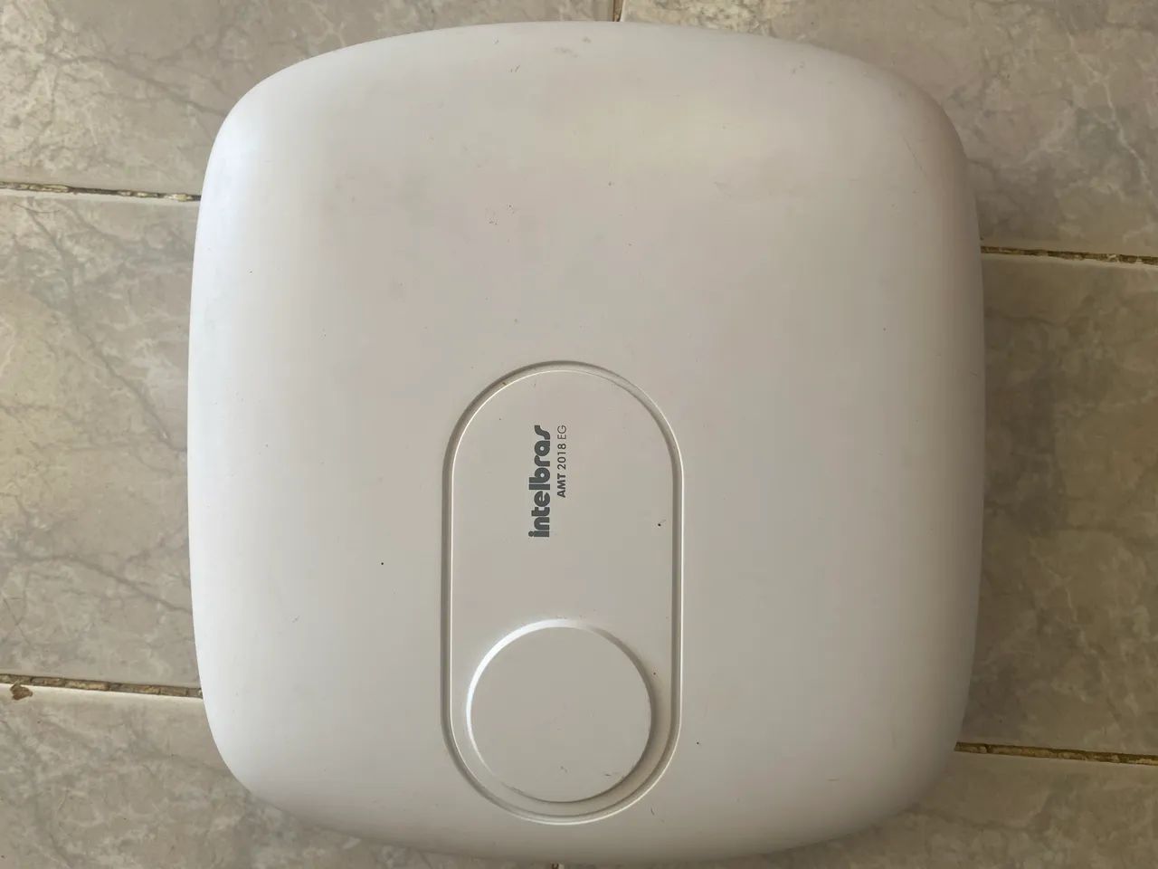 Alarme intelbras AMT- 2018 EG com Módulo de celular, teclado e receptor - Com defeito - Foto 2
