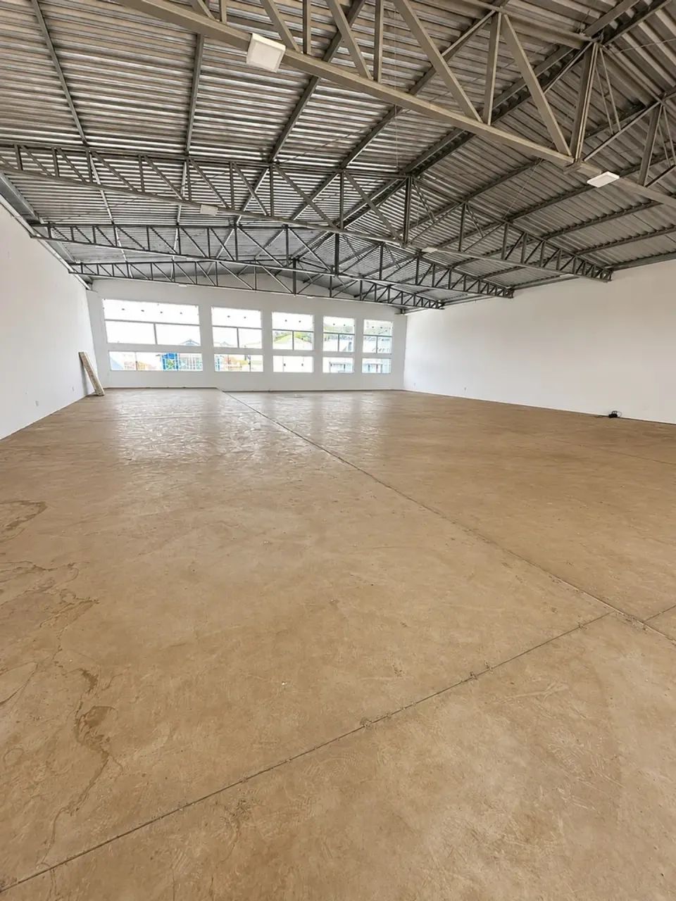 Ponto Comercial 2.062m² à venda ou locação no Centro de Botucatu - SP