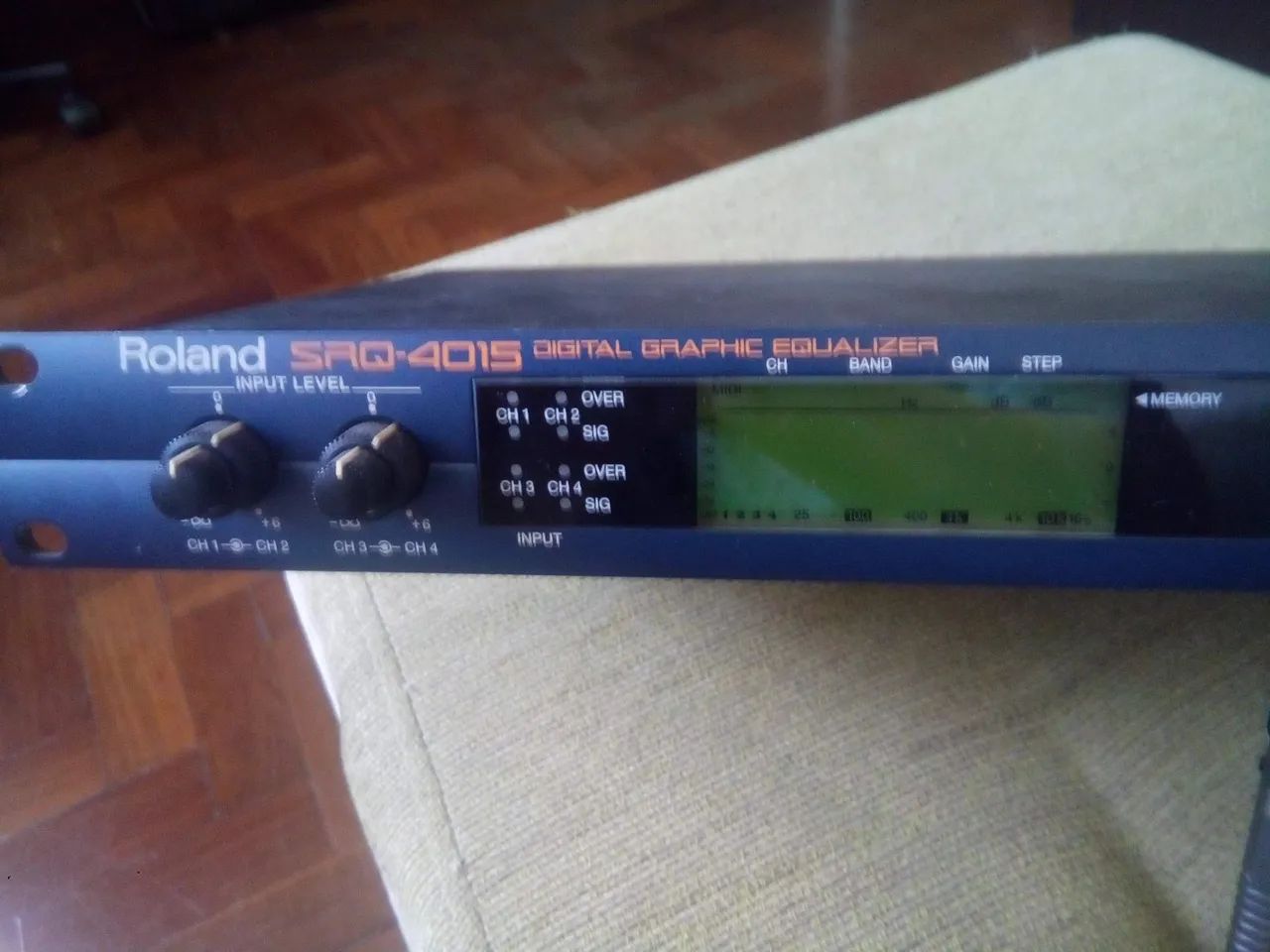 Equalizador Roland srq 4015 - Aparelhos de Som - Bonfim, Belo