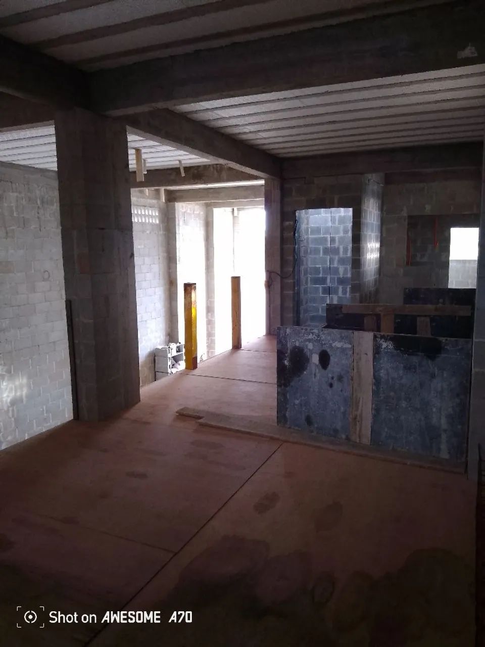 Vendo ou troco barracão industrial com 5 kitnet  - Foto 14