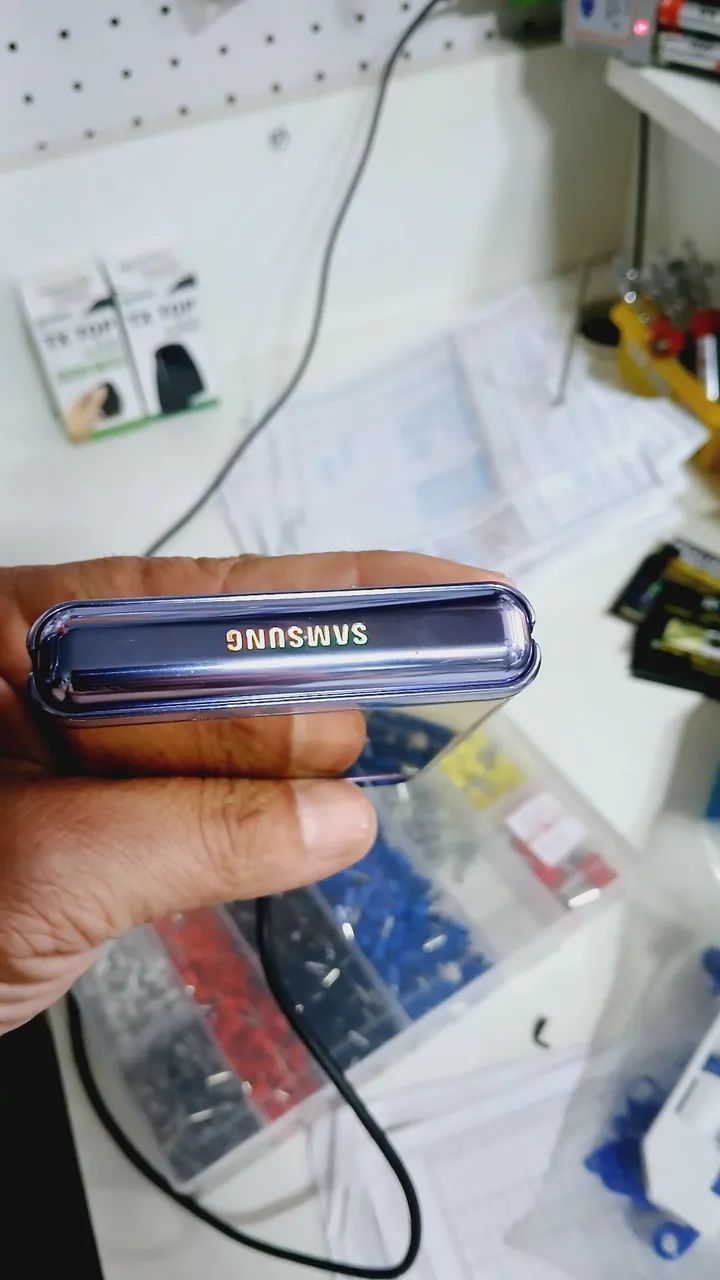 Celular Sansung Z Flip - Foto 2