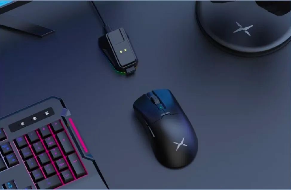 Mouse Delux m900pro 8k com dock de carregamento