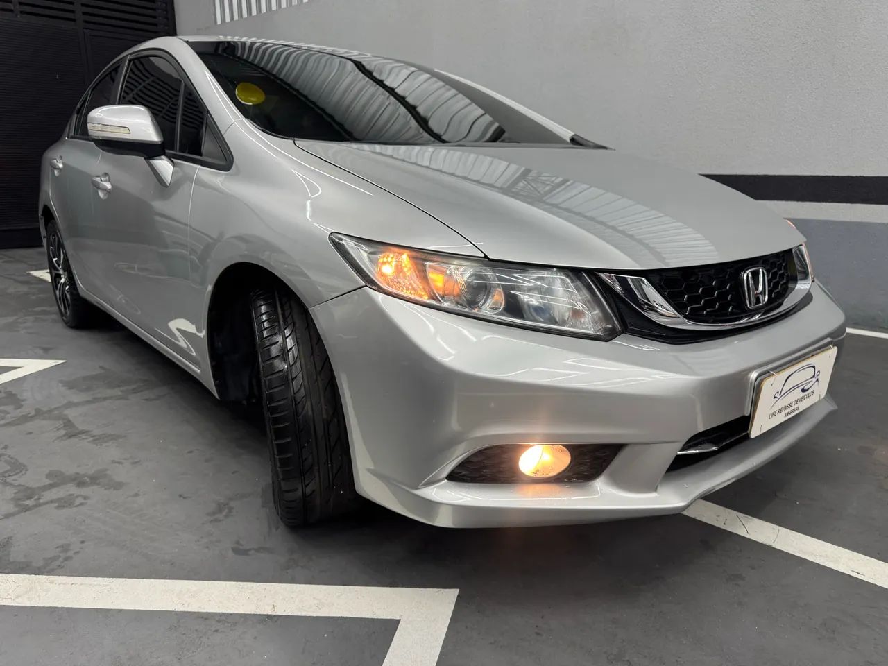 Honda Civic Civic Sedan LXR 2.0 Flexone 16V Aut. 4p 2015