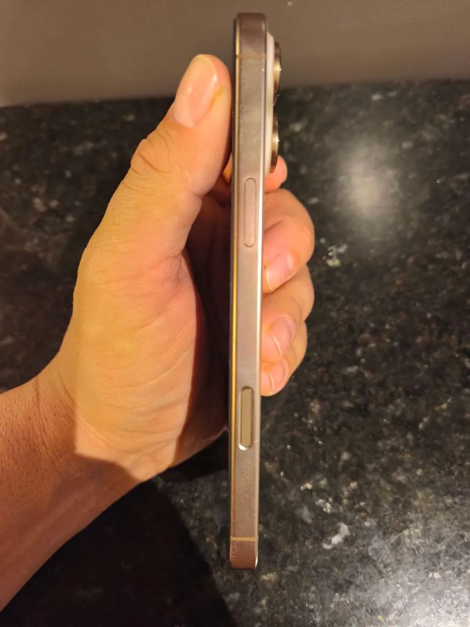 VENDO IPHONE 16 PRO MAX 256 GB GRAVATÁ PERNAMBUCO 4 MESES DE USO. *67 - Foto 4