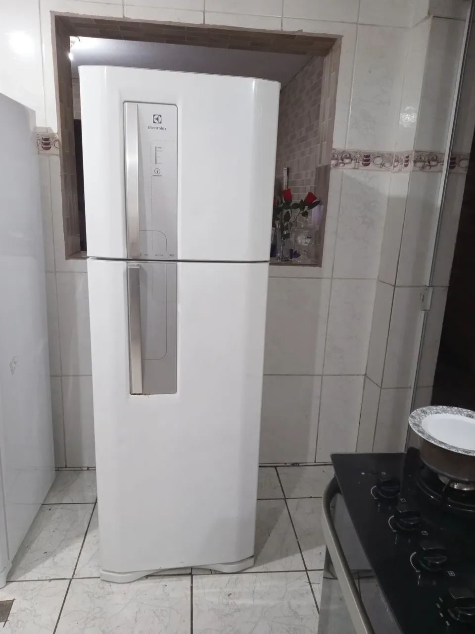 Geladeira Eletrolux modelo df42 - Foto 3