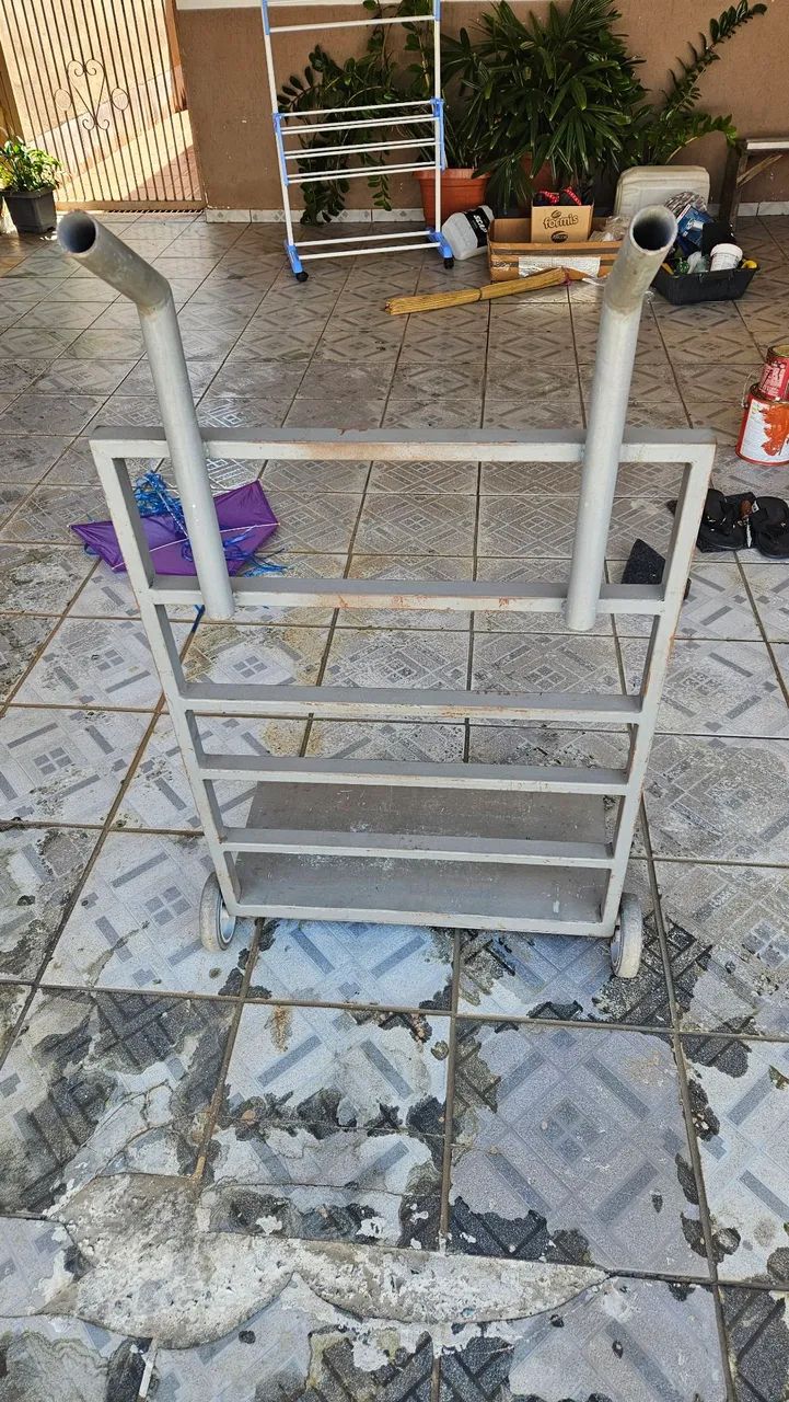 Vendo carrinho de carga ,super reforçado  - Foto 2
