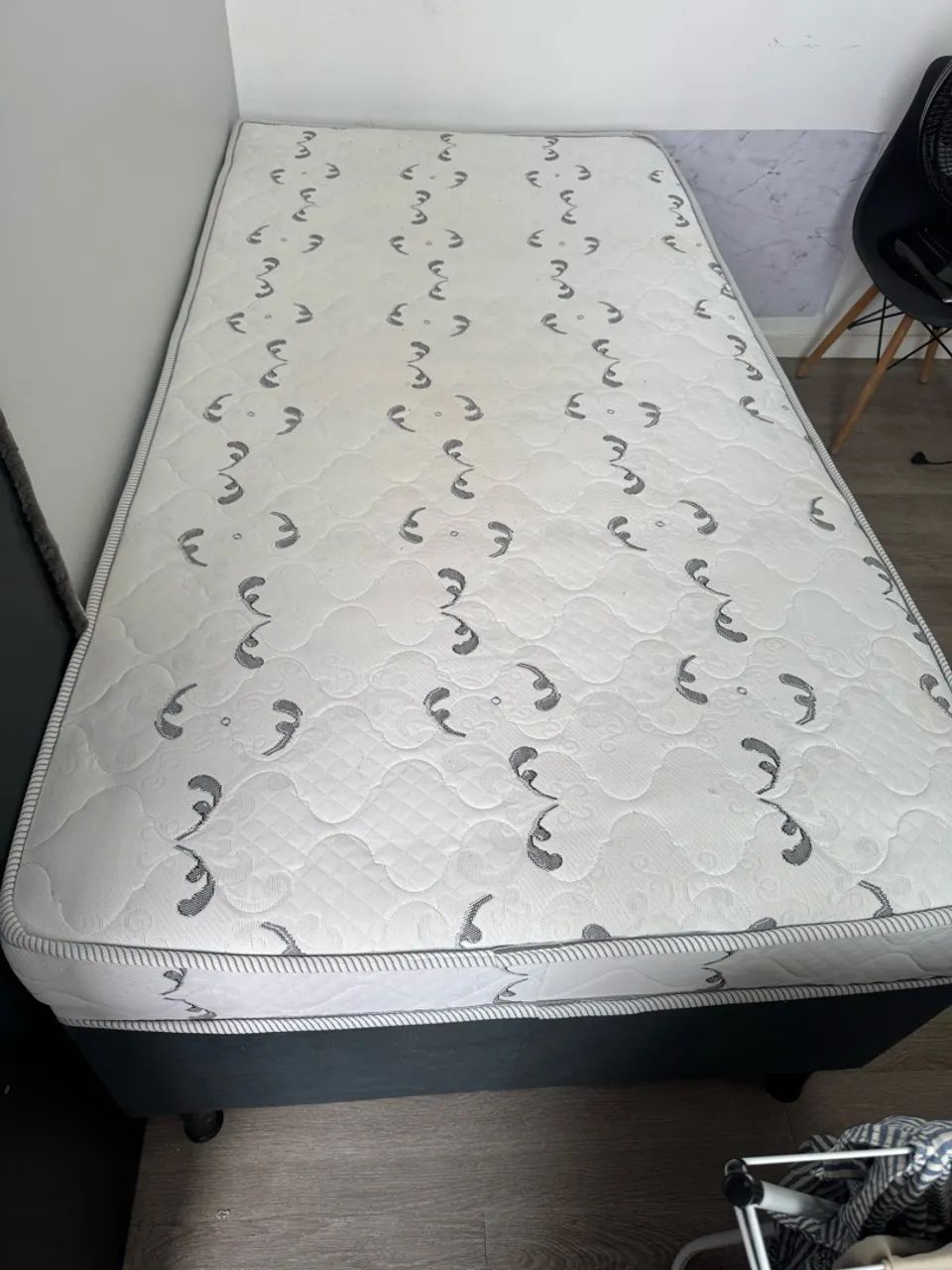 Cama solteirão 
