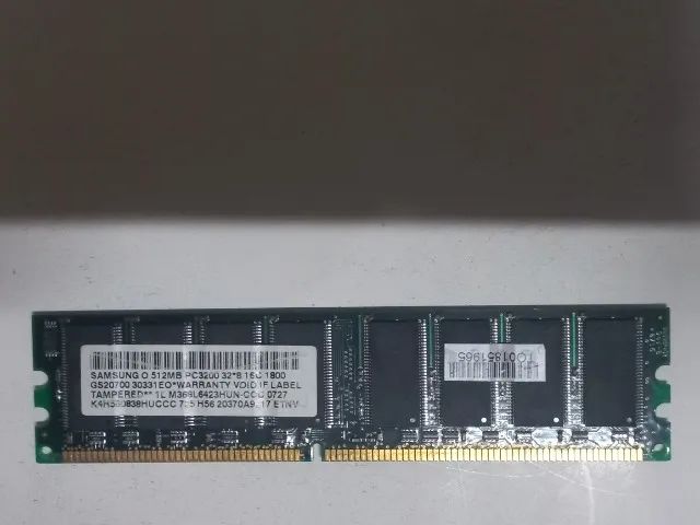 Memória PC DDR 3200U CL3 - 512 MB