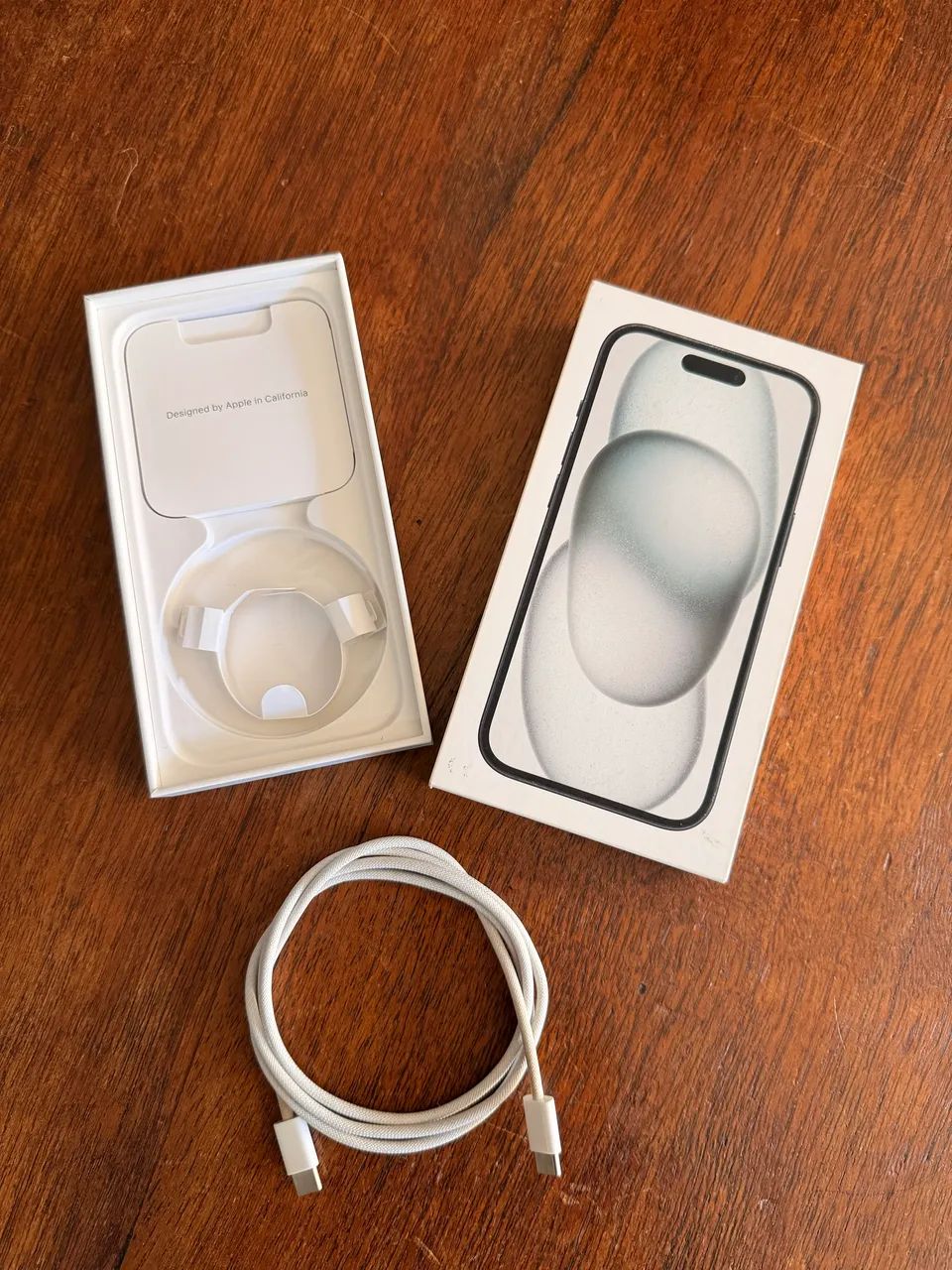 iPhone 15 - 128 GB