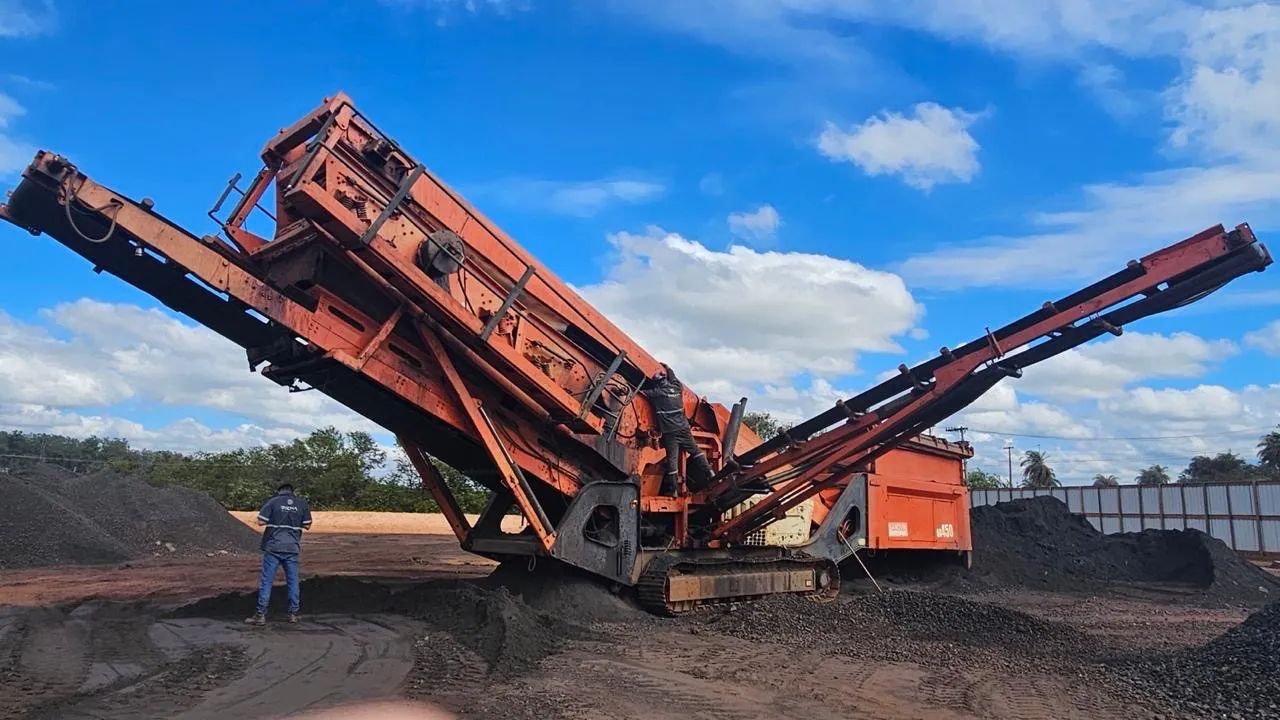 Peneira móvel Sandvik QA450 - Foto 2