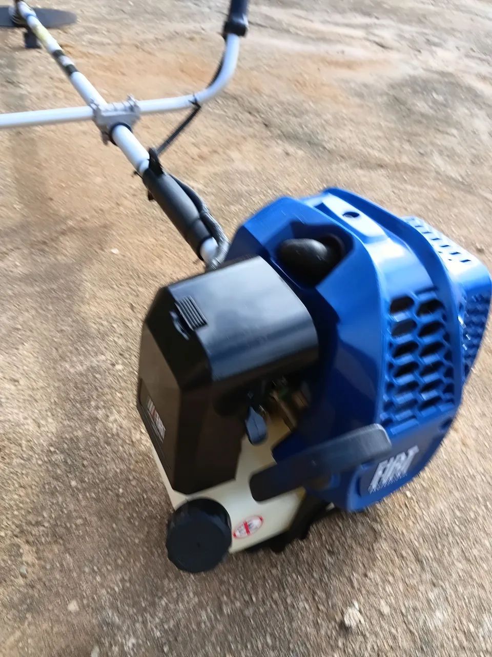 Vende-se Roçadeira e motosserra  - Foto 3
