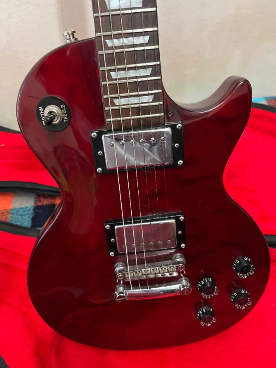 Guitarra Epiphone Les Paul Studio Wine Red - Foto 2