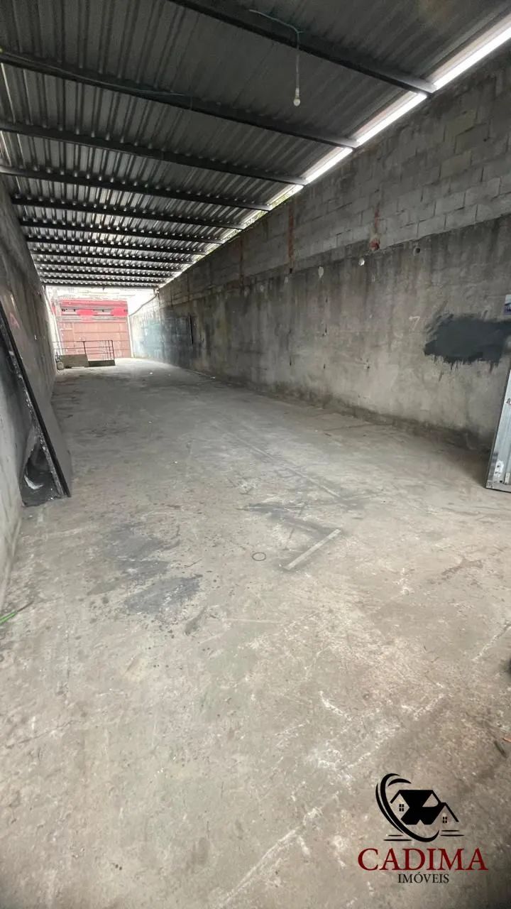 Galpao comercial 100 metros Vila Nhocune!