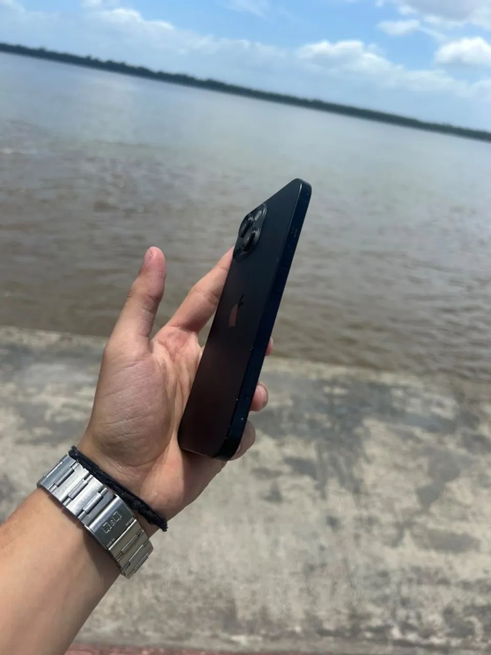 Iphone 15 preto 265Gb - Foto 3
