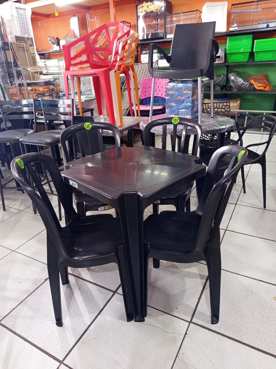 Jogo de mesa bistrô plástico  - Foto 3