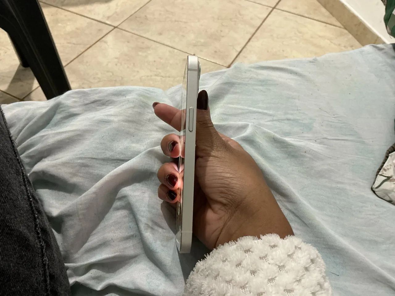 iphone 13 128gb (Branco) - Foto 2