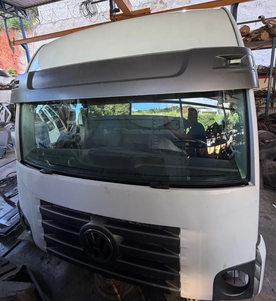 Cabine do vw 25-370 baixado 