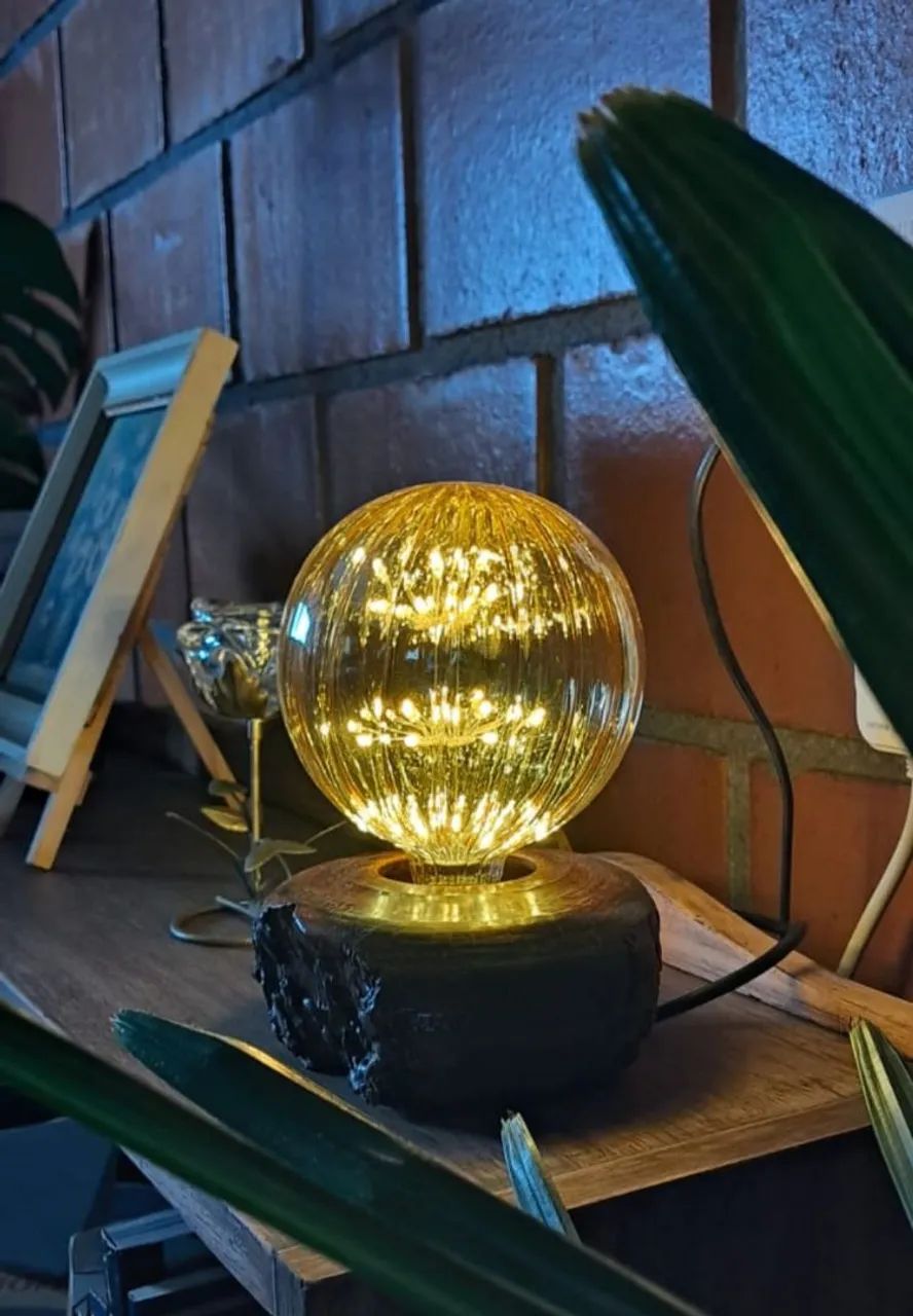 Luminária de mesa - Foto 4