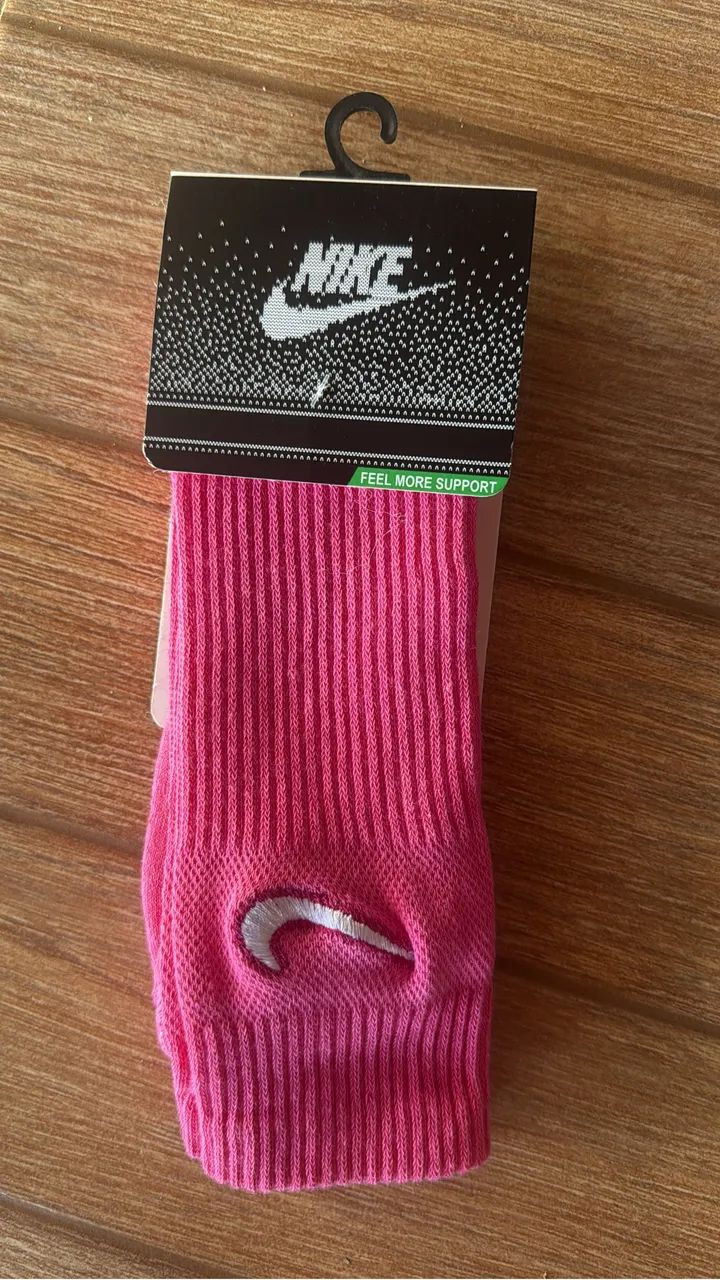 Meia nike cano alto 