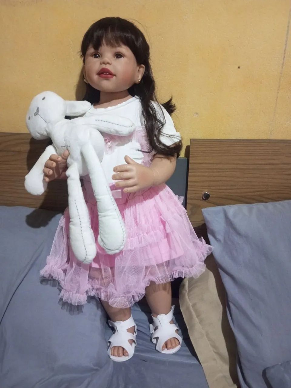 Boneca reborn Sofia articulada 70 cm  - Foto 4