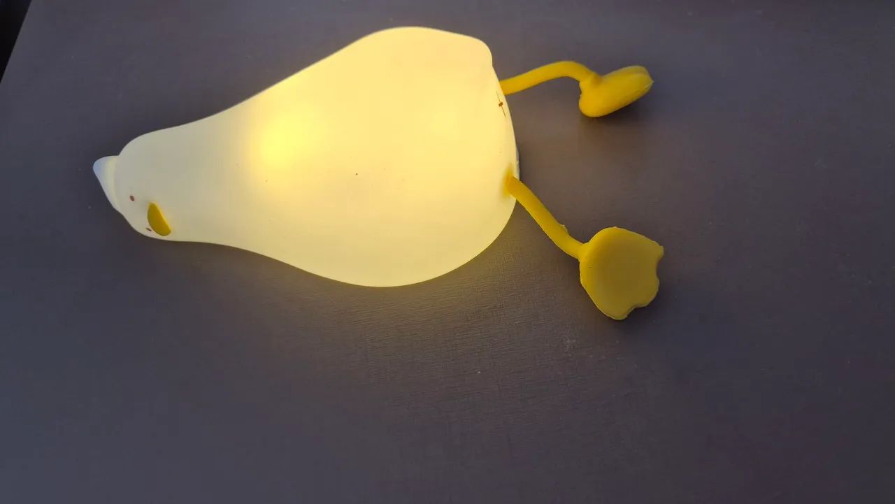 Luminária Pato de silicone da imaginarium - Foto 2