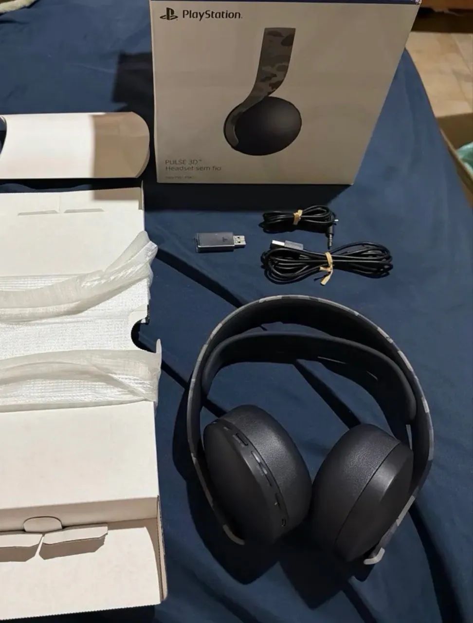 Headset Sony PULSE 3D Gray Camouflage - Estado de Novo | Completo na Caixa