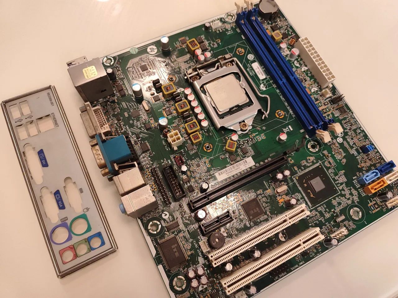 Kit Placa-Mãe HP LGA 1155 + Processador Intel Core i3 2100