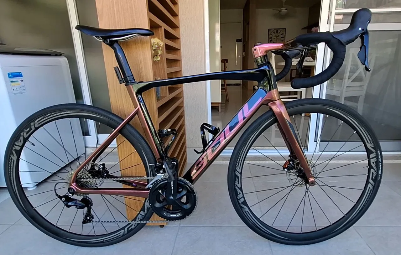 Bike Speed Eddy Merckx EMX-525 Carbon - Campagnolo Eletrônico