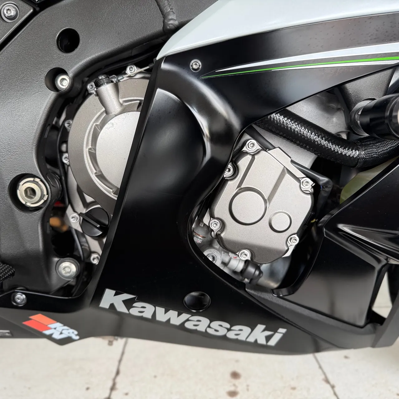 Motos Kawasaki Ninja Zx-10r SE 1000cc no Brasil