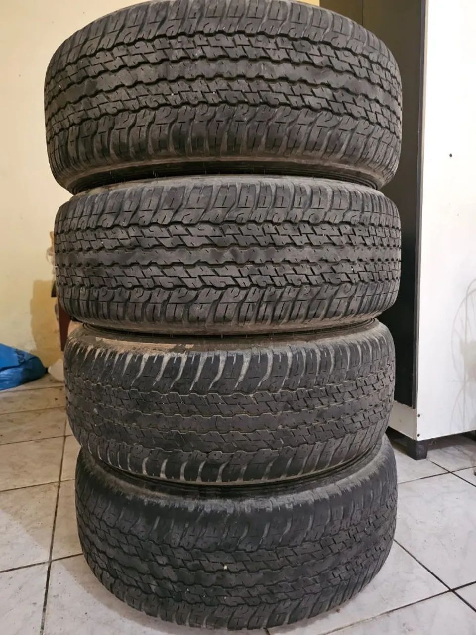 Rodas 17 Hilux Originais Pneus bons - Foto 3