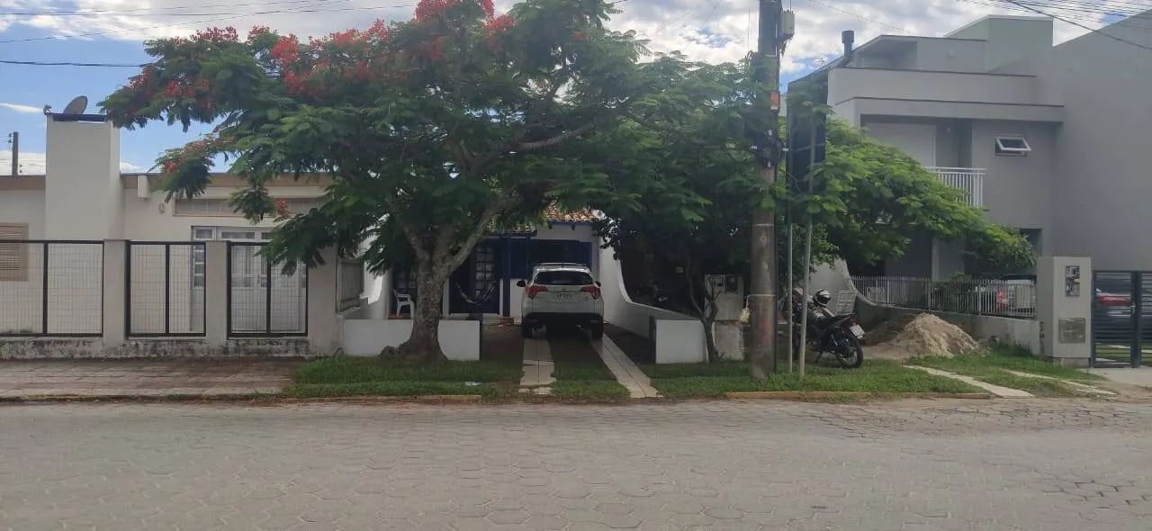 CASA COM LOCALIZAÇÃO PRIVILEGIADA - Foto 3