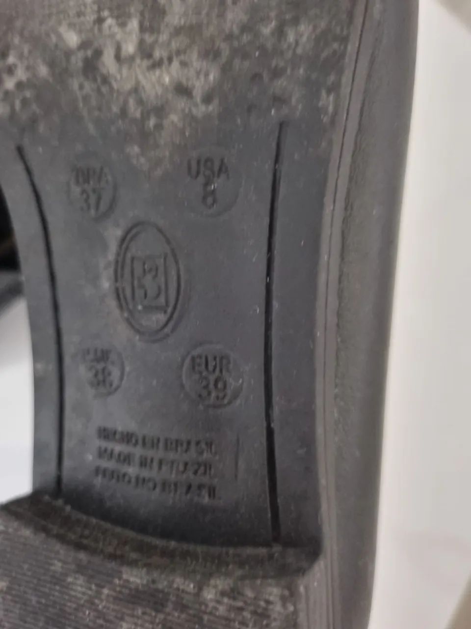 Sapatos em couro  - Foto 2