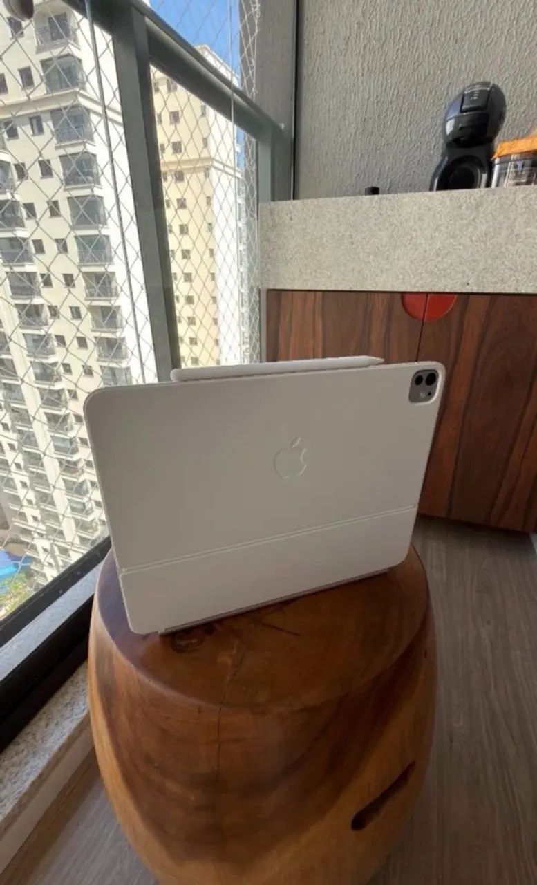 iPad Pro m4 + Magic Keyboard  - Foto 5