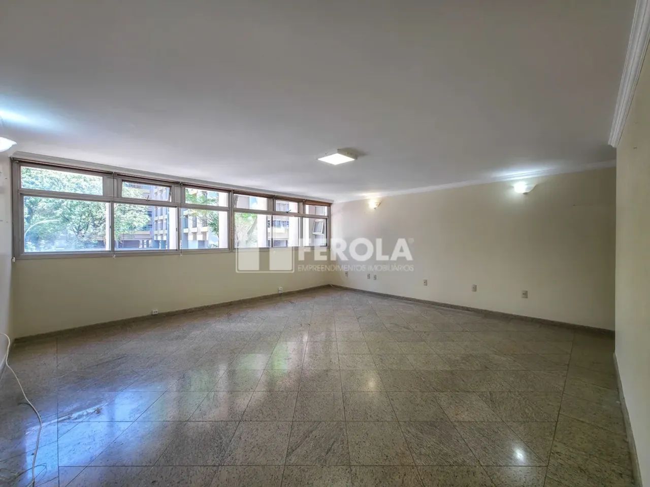 Ed. reformado e granito, excelente localização - Foto 5