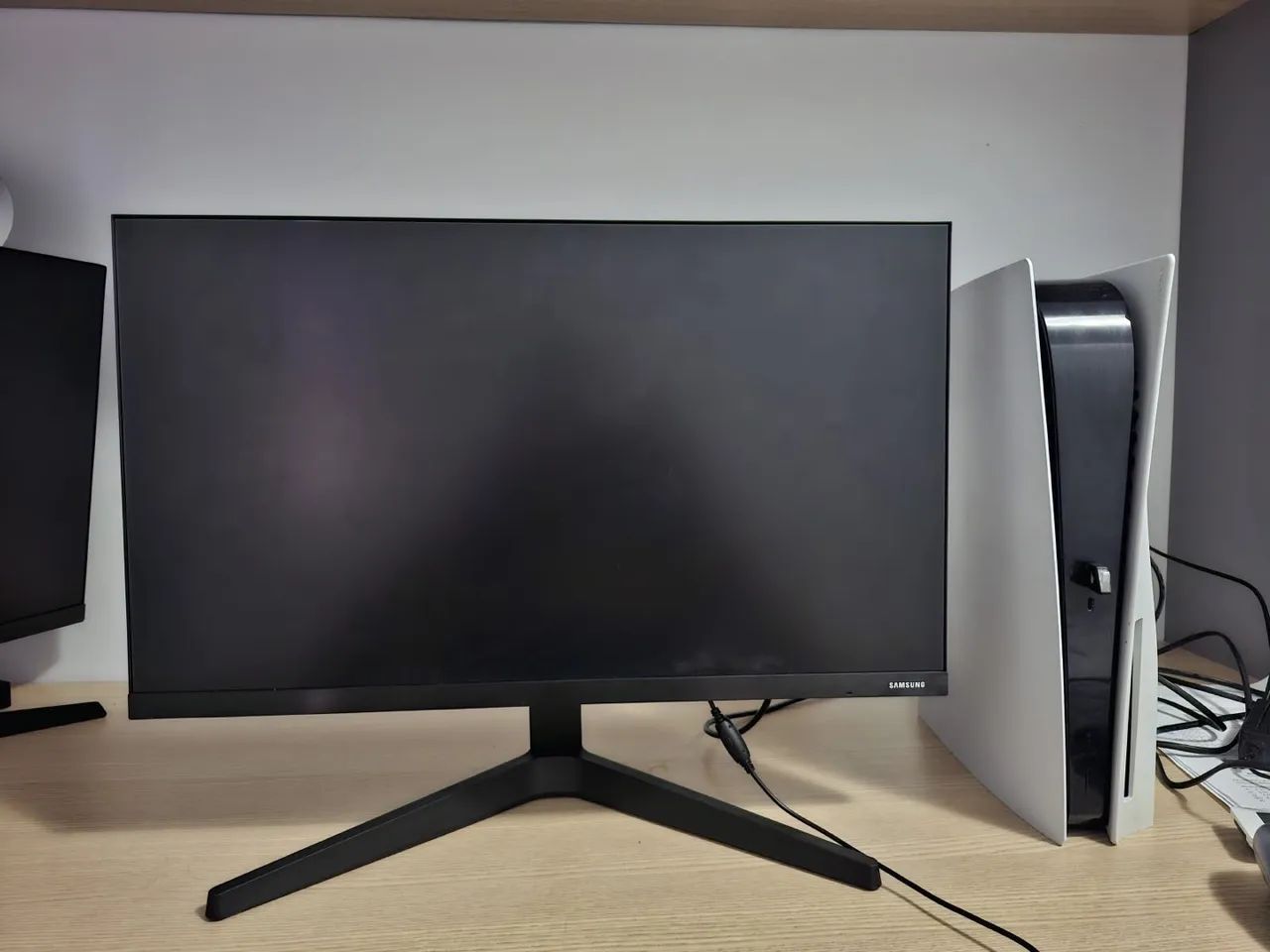 Monitor Samsung T350 24 polegadas Painel IPS FullHD 5ms