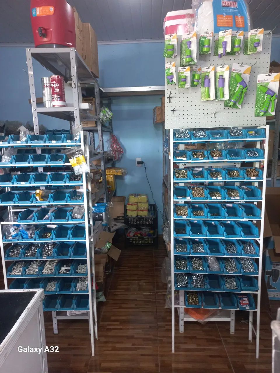 Vendo ferragista completa ou somente mercadoria,ótima oportunidade