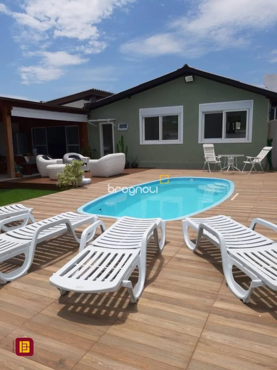 BROGNOLI VENDE - CASA RESIDENCIAL COM 3 DORMITÓRIOS, SENDO 2 SUÍTES - PRAIA DA DANIELA