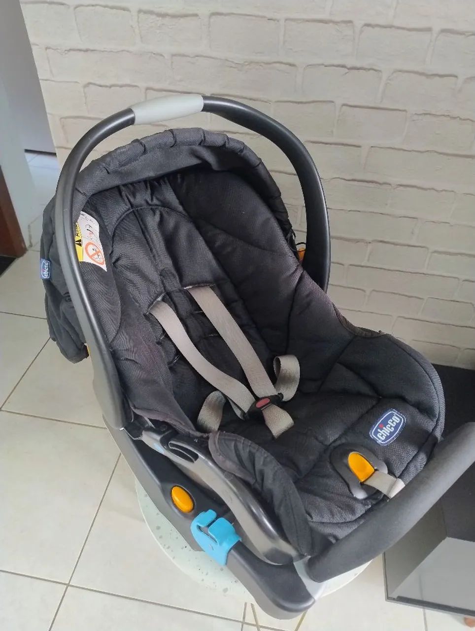 Bebê conforto com base Chicco - Foto 3