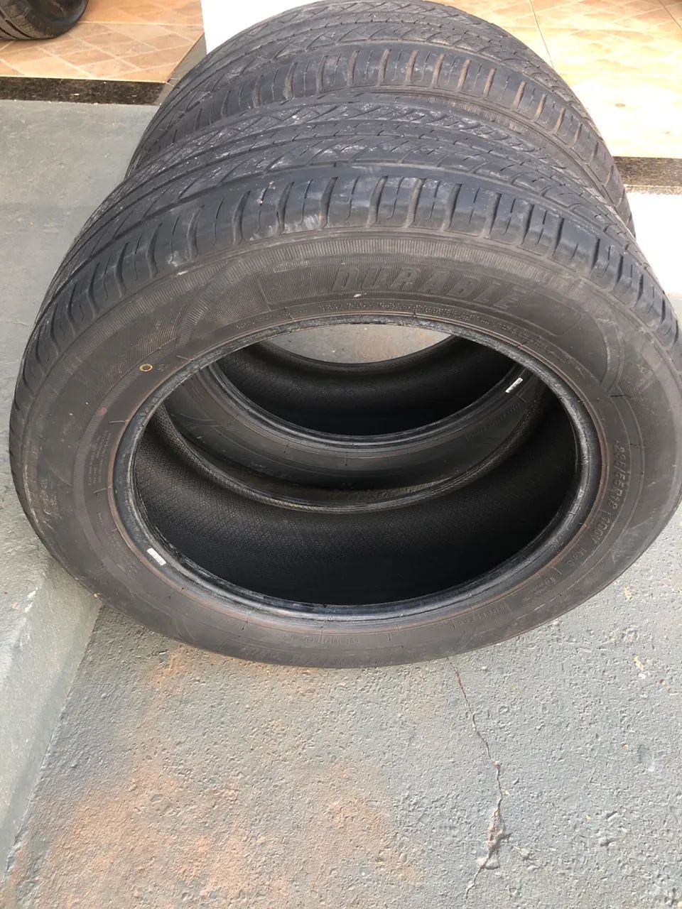 Vendo pneus 18 - Foto 2
